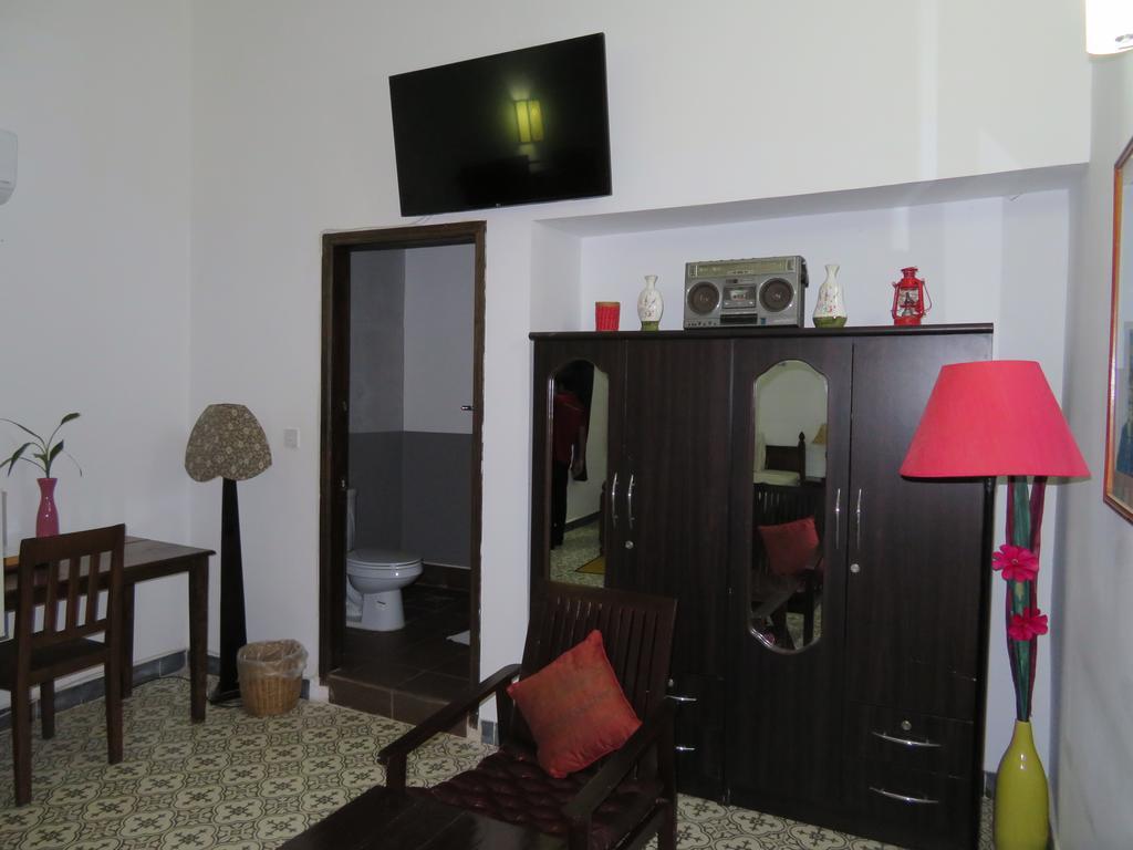 The Little Garden Boutique Hotel 金边 外观 照片